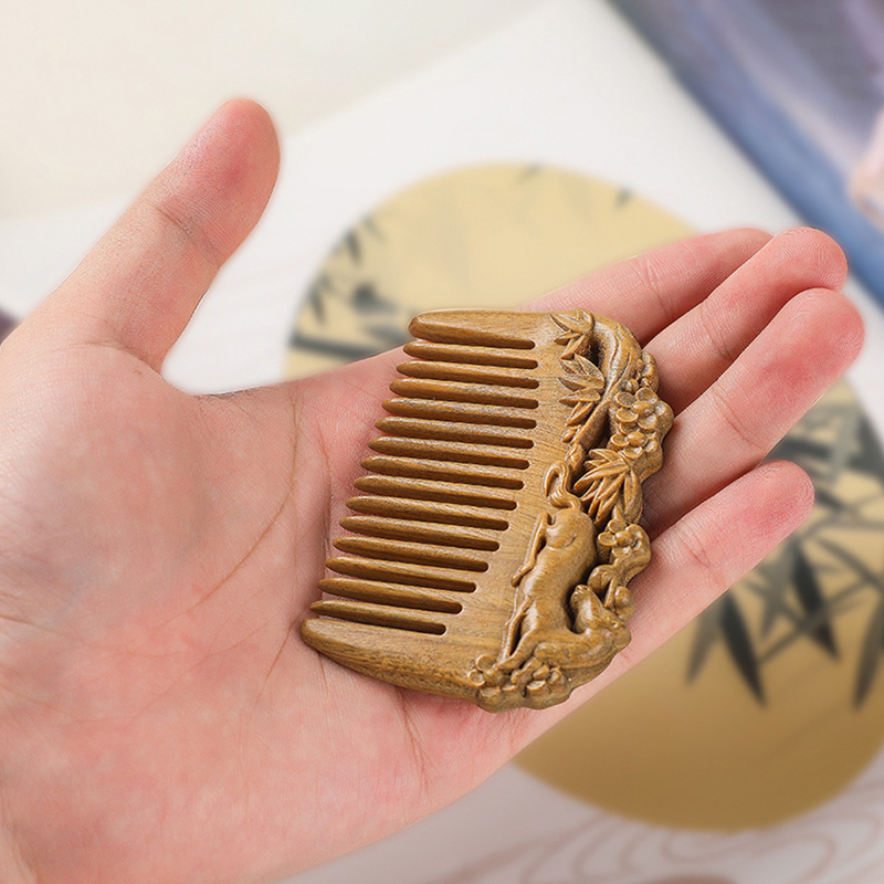 Simple Natural Green Sandalwood Whole Wood Carved Comb